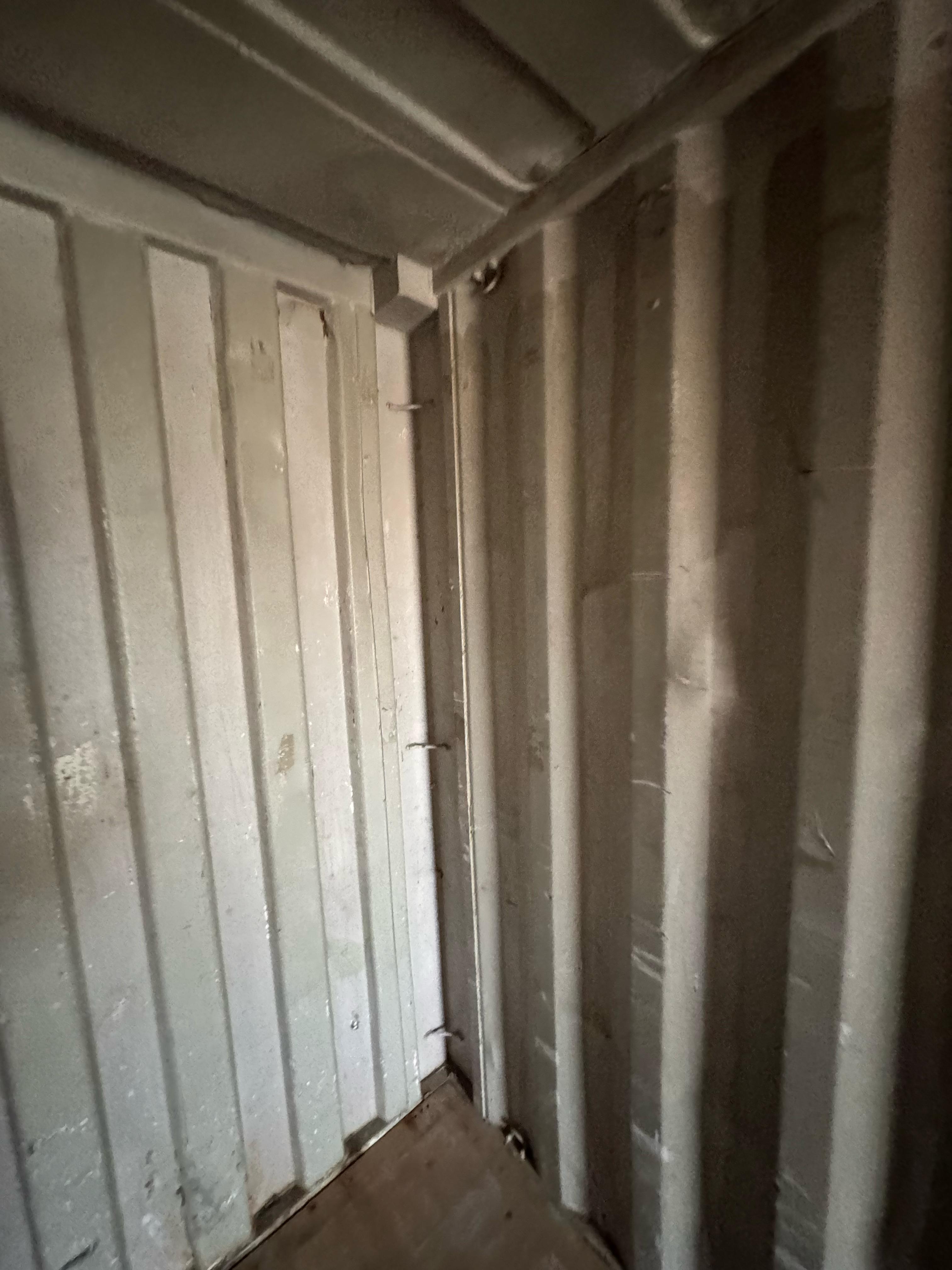 Морской контейнер TGHU0138300